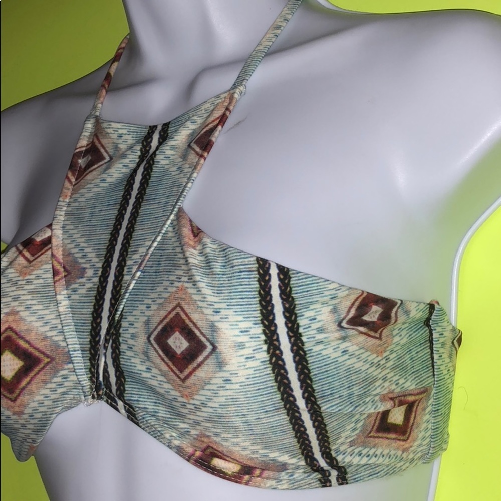 Beach Riot Bikini Top - Picture 4 of 7